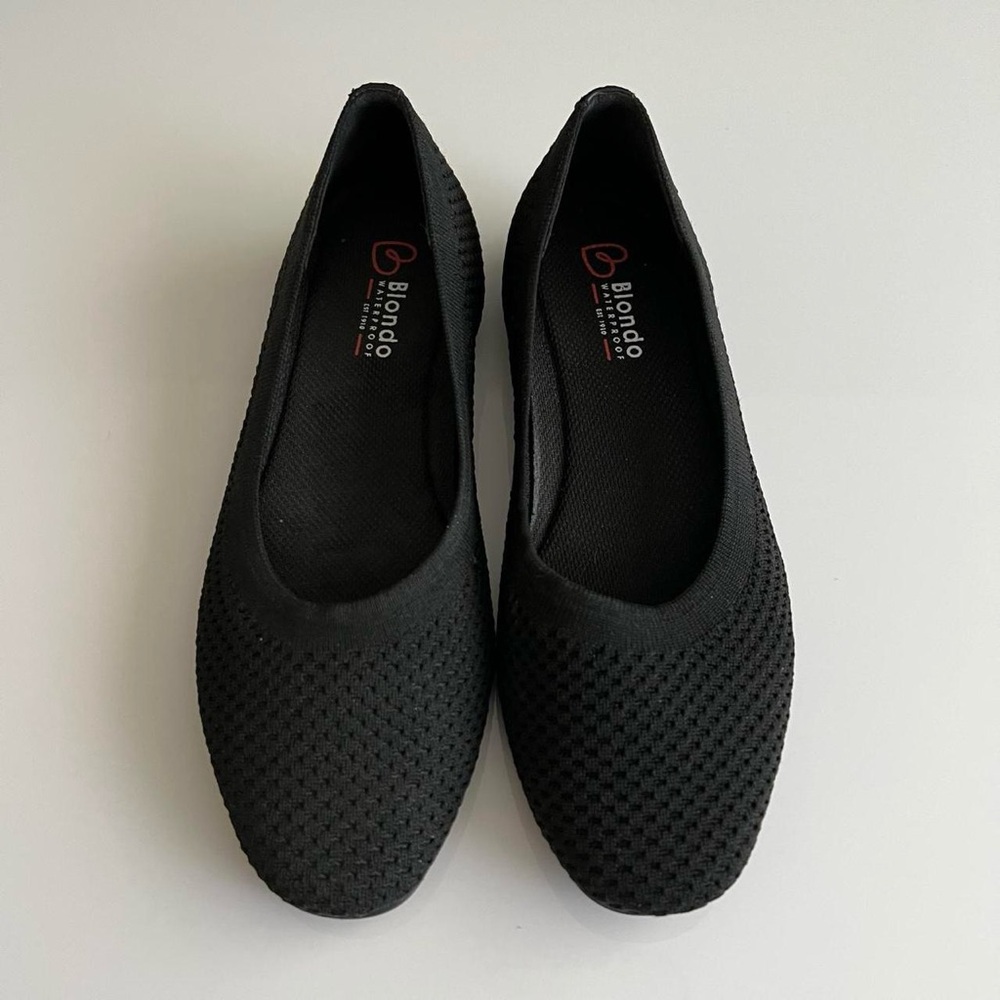 Blondo waterproof ballet flats, black, size 6